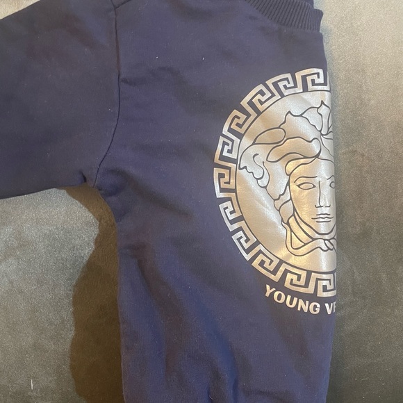 Kids Versace medusa sweatshirt. Size 2T